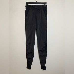 Lululemon Womens Size 2 Black Jogger Leggings pants Drawstring Pockets